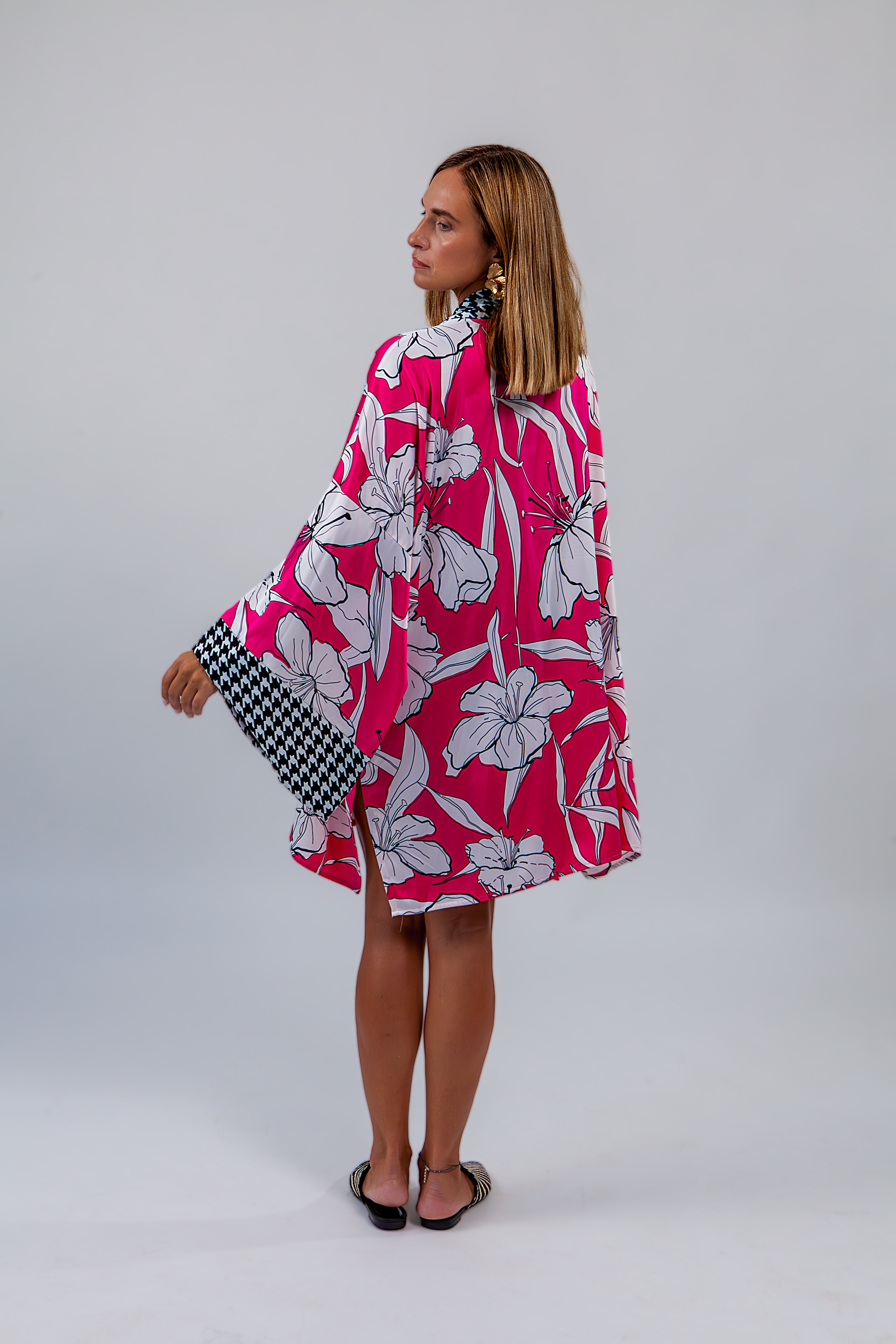 BRING ME FLOWERS oversized kimono jacket