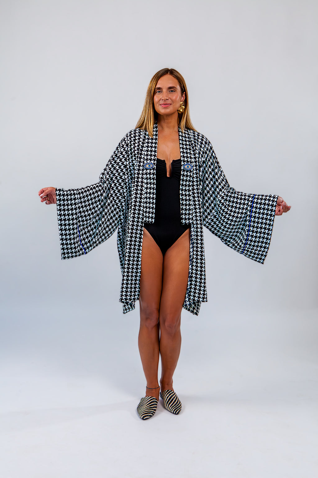 BLUE GOOSE oversized kimono jacket with blue eye details