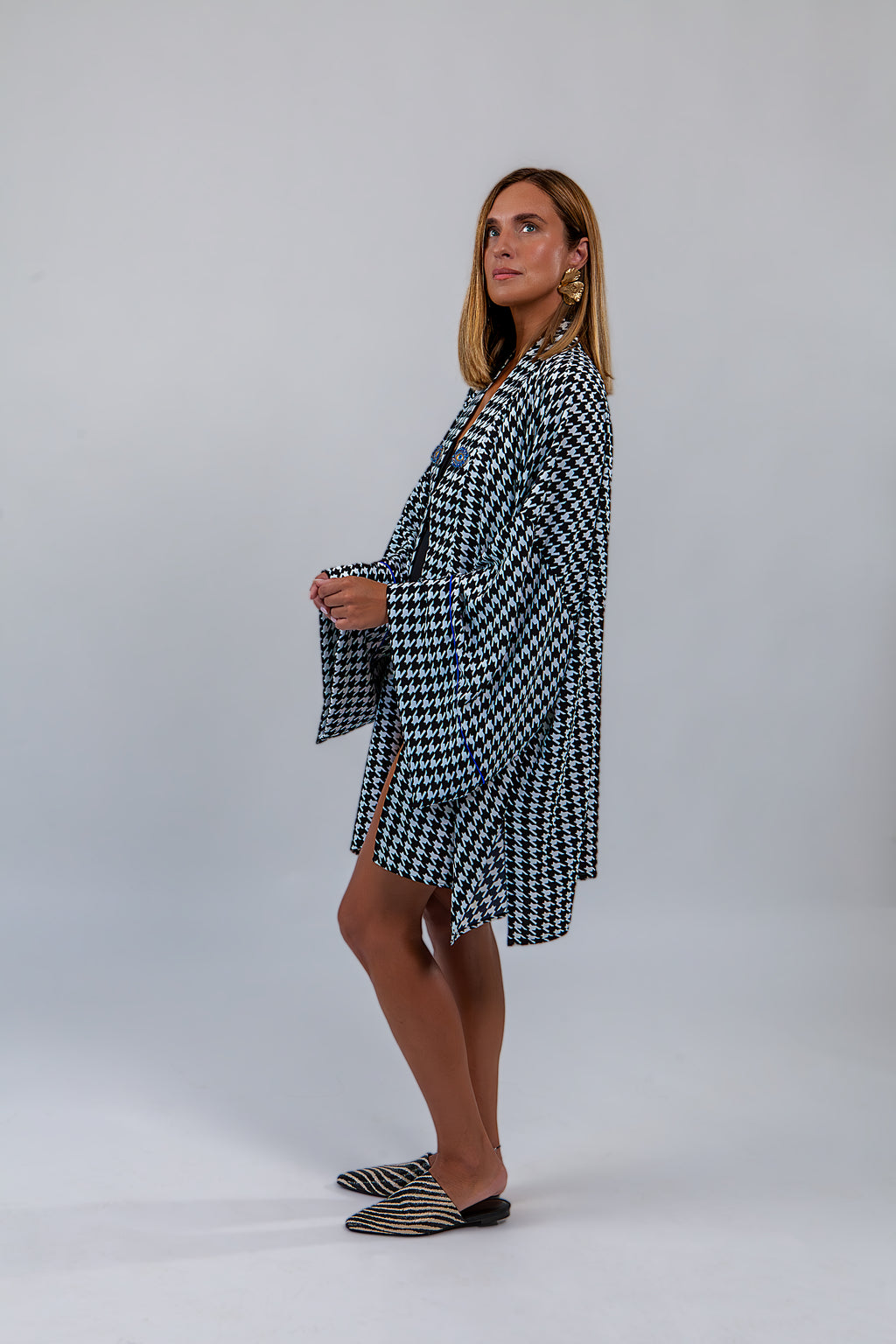 BLUE GOOSE oversized kimono jacket with blue eye details
